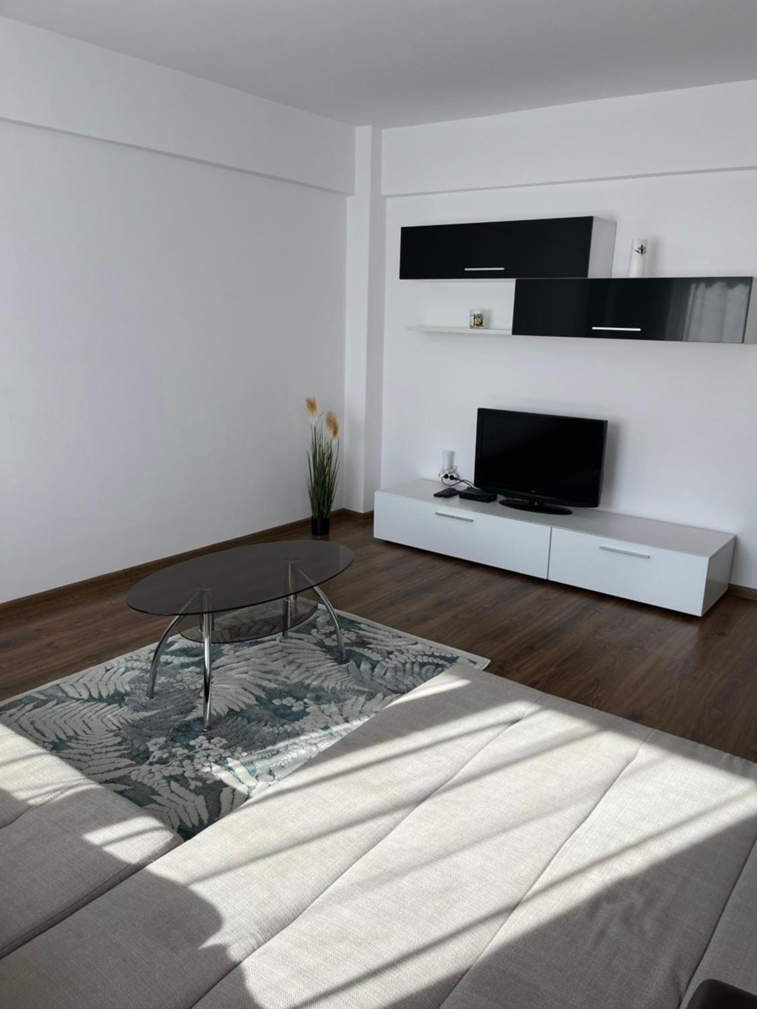 Green Apartaments Zărneşti Exteriör bild